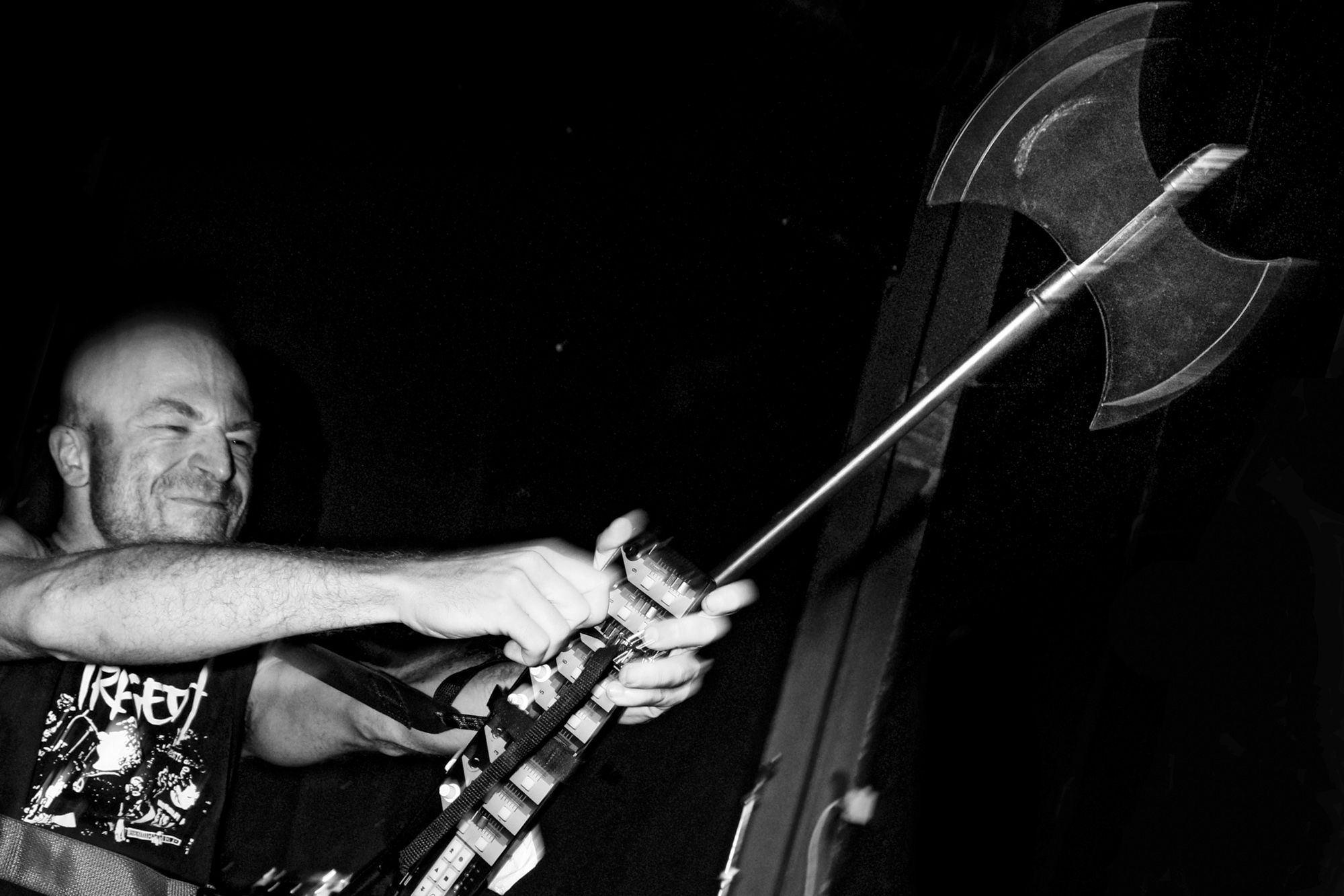 Dr Pira live all'Antinoise, Init - Roma 2011